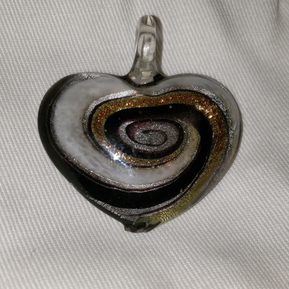 Murano ❤ heart symbol for necklace